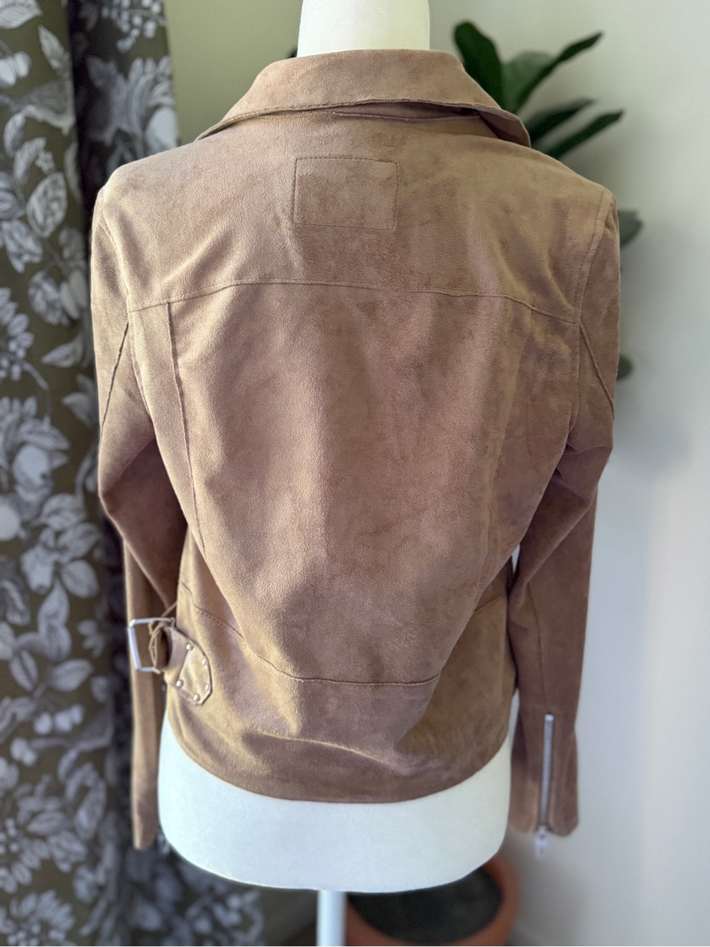 Blank NYC Faux Suede Moto Jacket in Tan - Picture 5 of 7